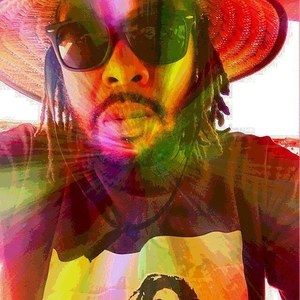 Meet your Posher, Vinson